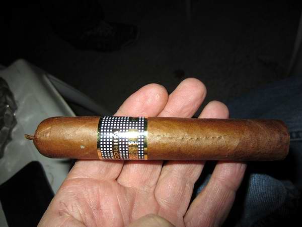 Ratifican expertos al tabaco Coh�ba como el mejor de Cuba